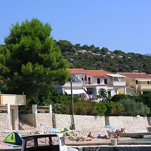 Apartment Nada, Barbat na Rabu